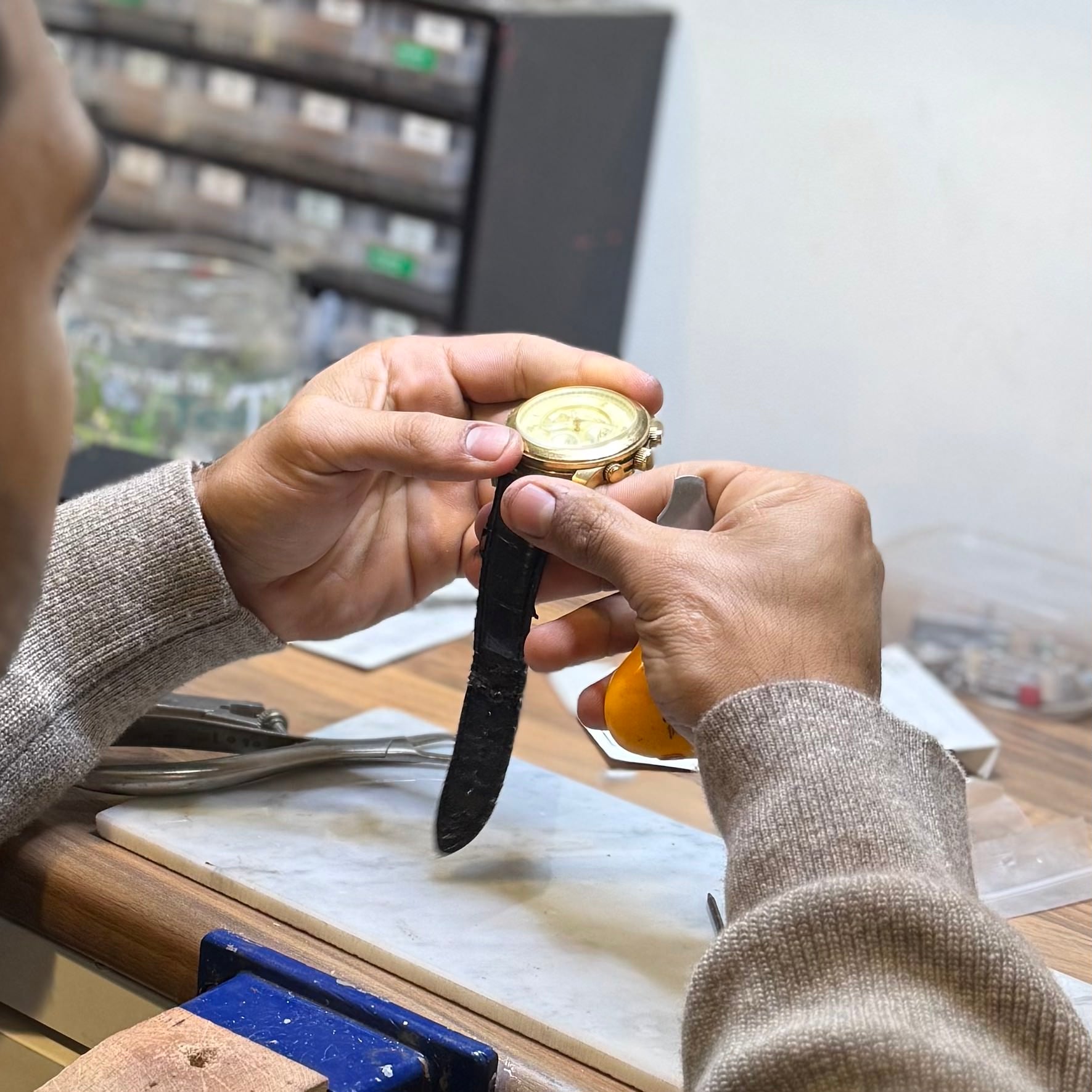 Horloge Reparatie Juwelier Almere