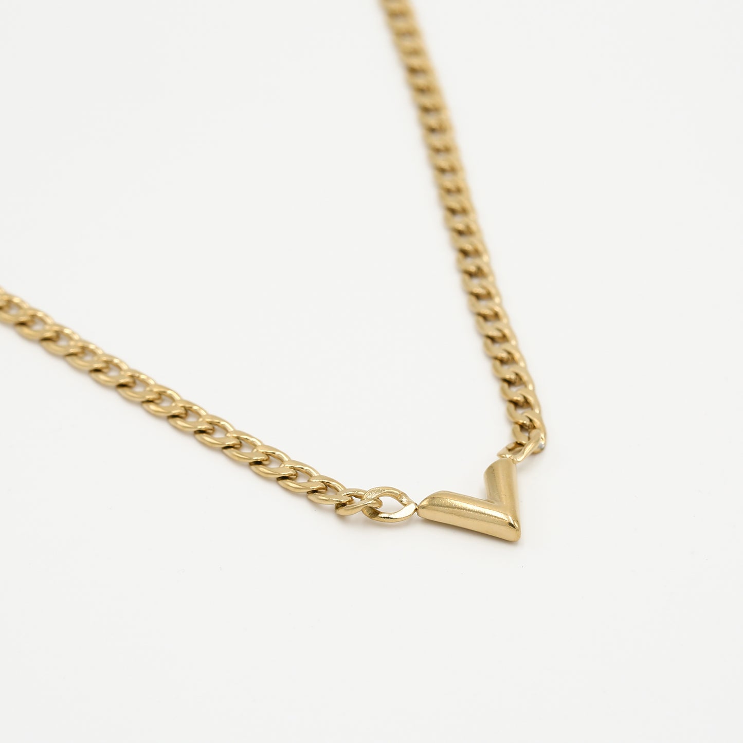 Ketting met V hanger