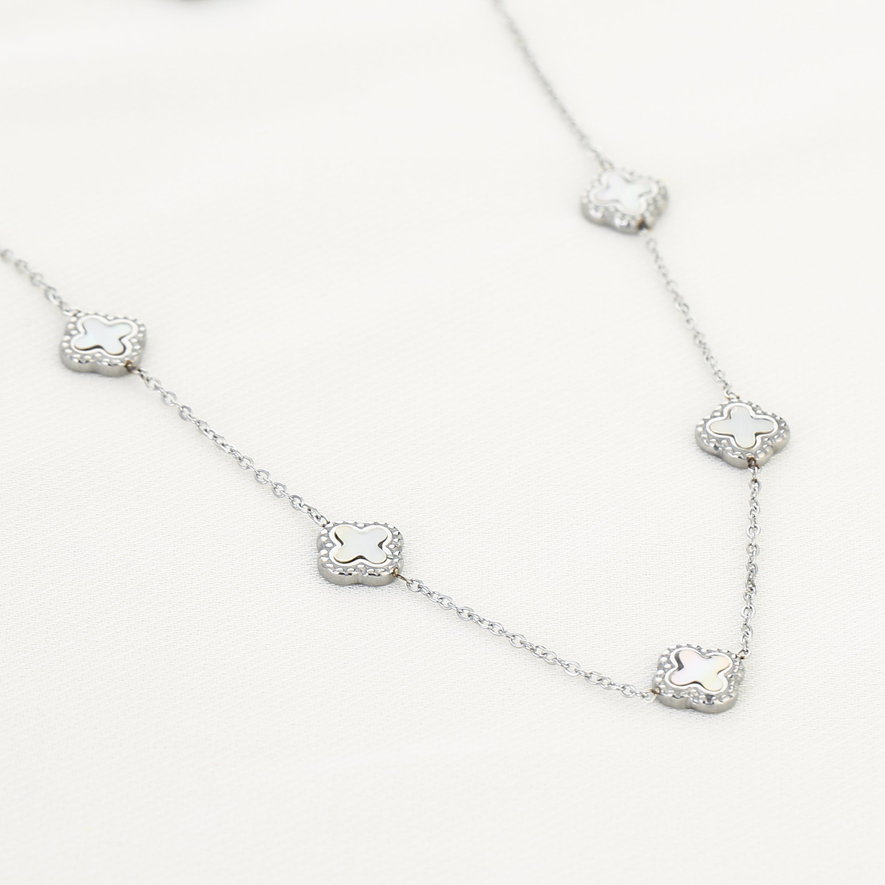 Fijne klaver ketting