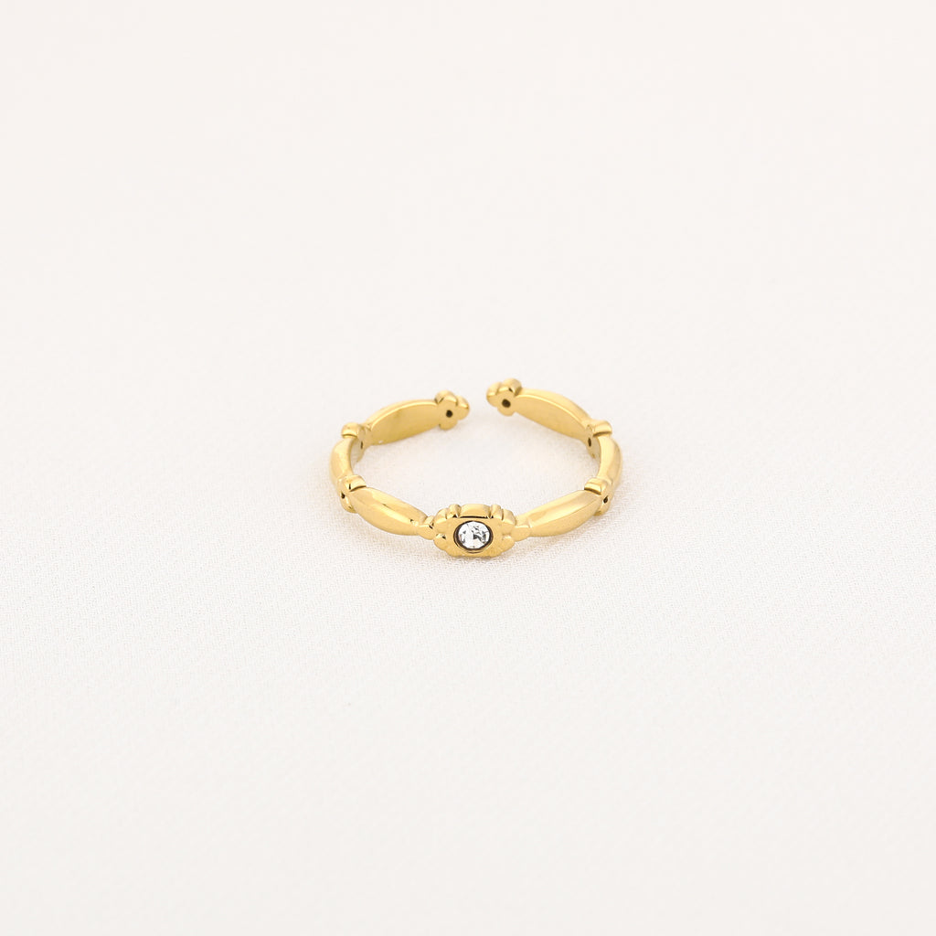 Mireille - Zilveren Zirkonia Ring - Zijaanzicht detail