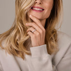 Close-up detail van zirkonia stenen in 925 zilveren ring - City Juwelier