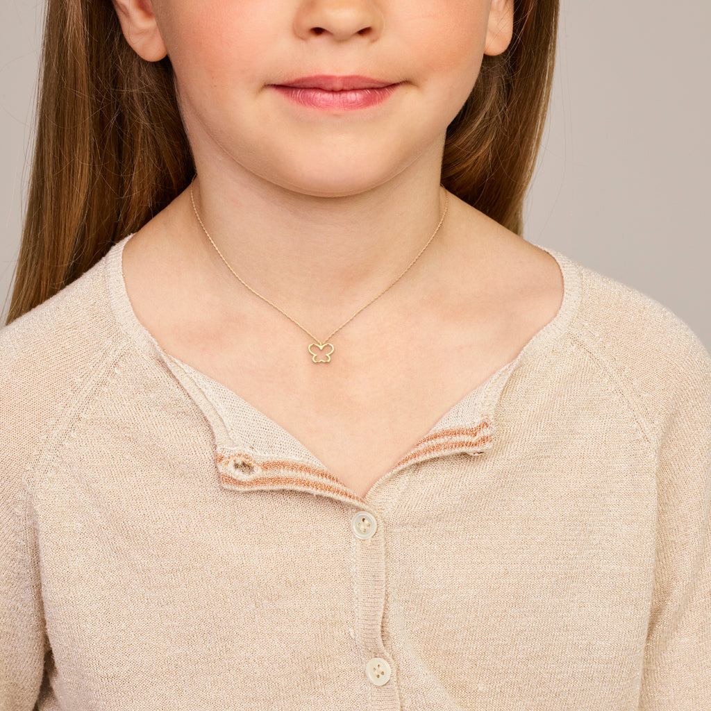 Close-up vlinder hanger in 14K geelgoud kinderketting - City Juwelier