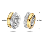 Close-up zilveren klapoorbellen met sprankelende zirkonia - City Juwelier