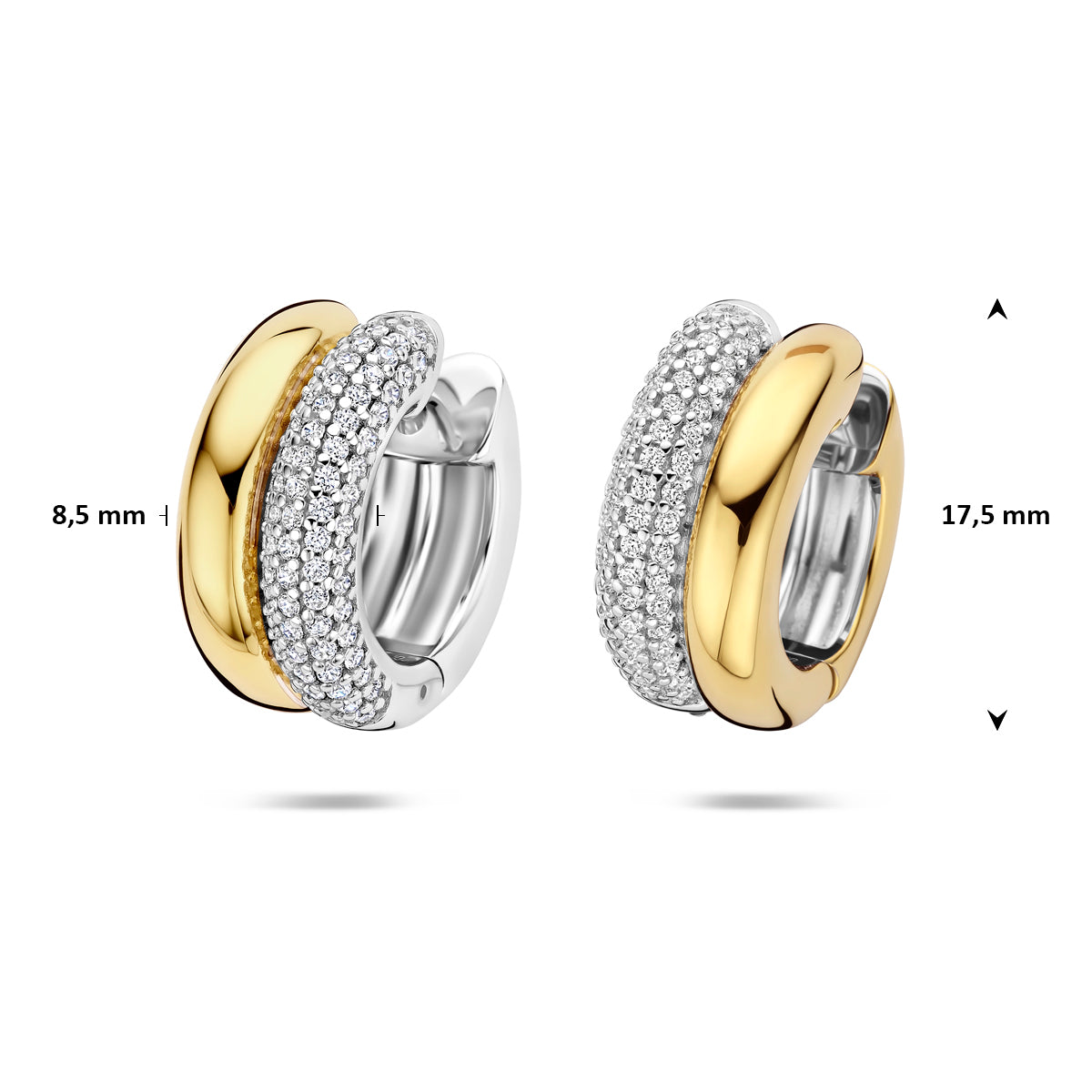 Close-up zilveren klapoorbellen met sprankelende zirkonia - City Juwelier