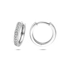 Close-up zilveren oorbellen dames met zirkonia detail - City Juwelier