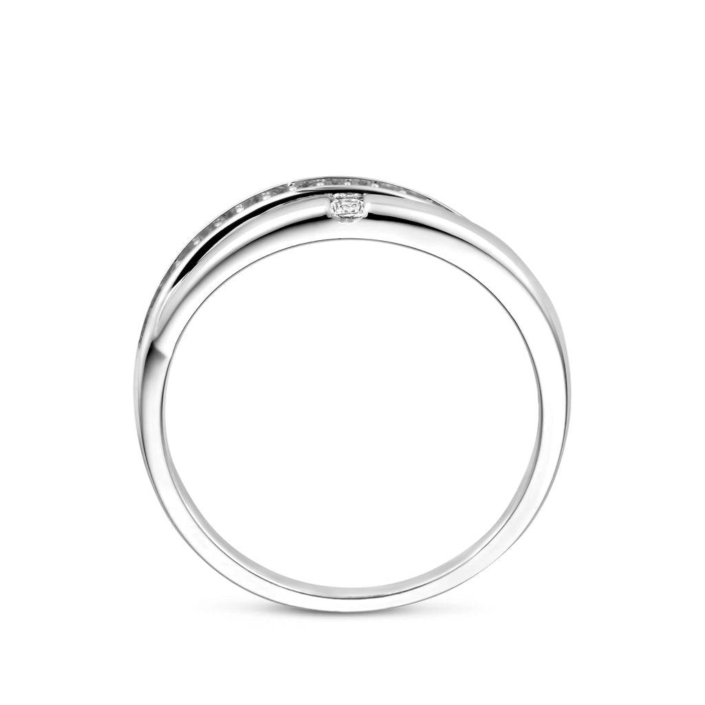 Close-up zirkonia steentjes in 925 zilveren dames ring - City Juwelier