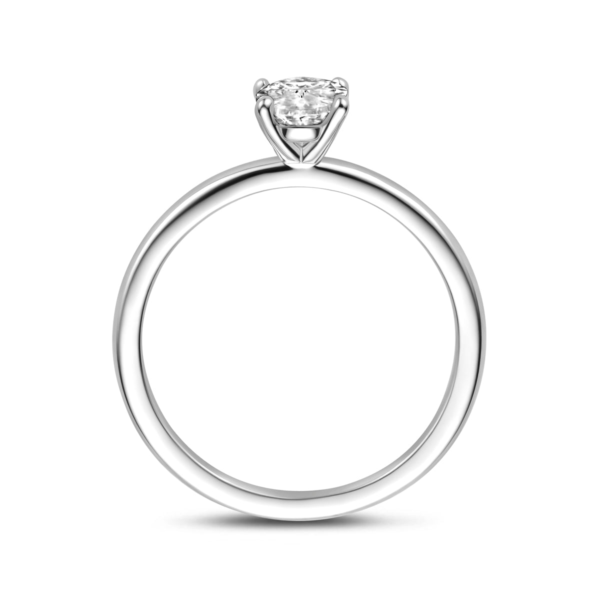 Detail van elegante zilveren dames ring met ovale zirkonia - City Juwelier