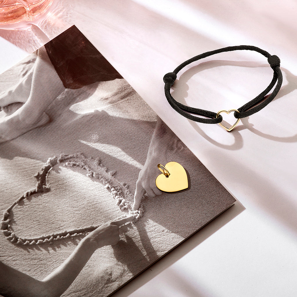Detail van sluiting gouden armband met zwart hart voor haar - City Juwelier