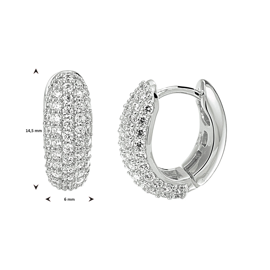 Detail van zirkonia vlak op zilveren klapoorbellen - City Juwelier